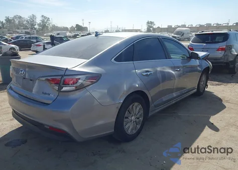 2016 Hyundai Sonata Hybrid Se from USA, damaged, VIN KMHE24L1XGA012569
